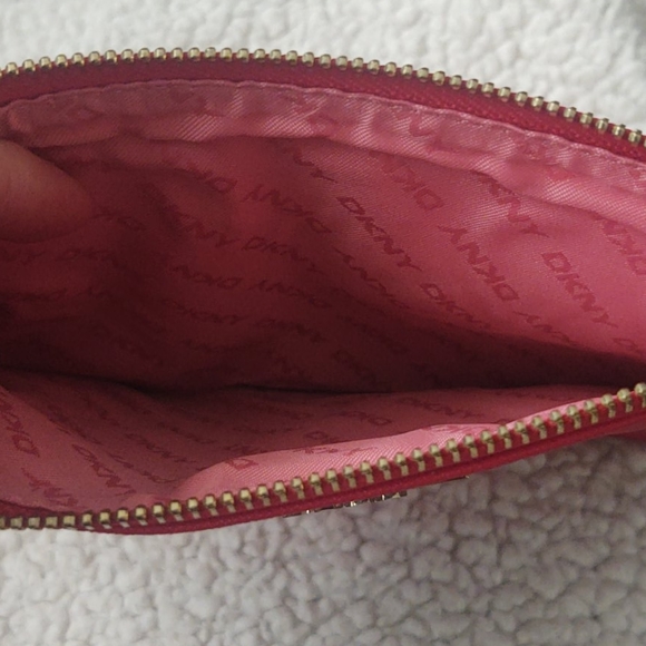 DKNY zippered pouch - Picture 2 of 4